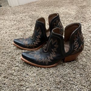 Ariat Dixon Bootie
